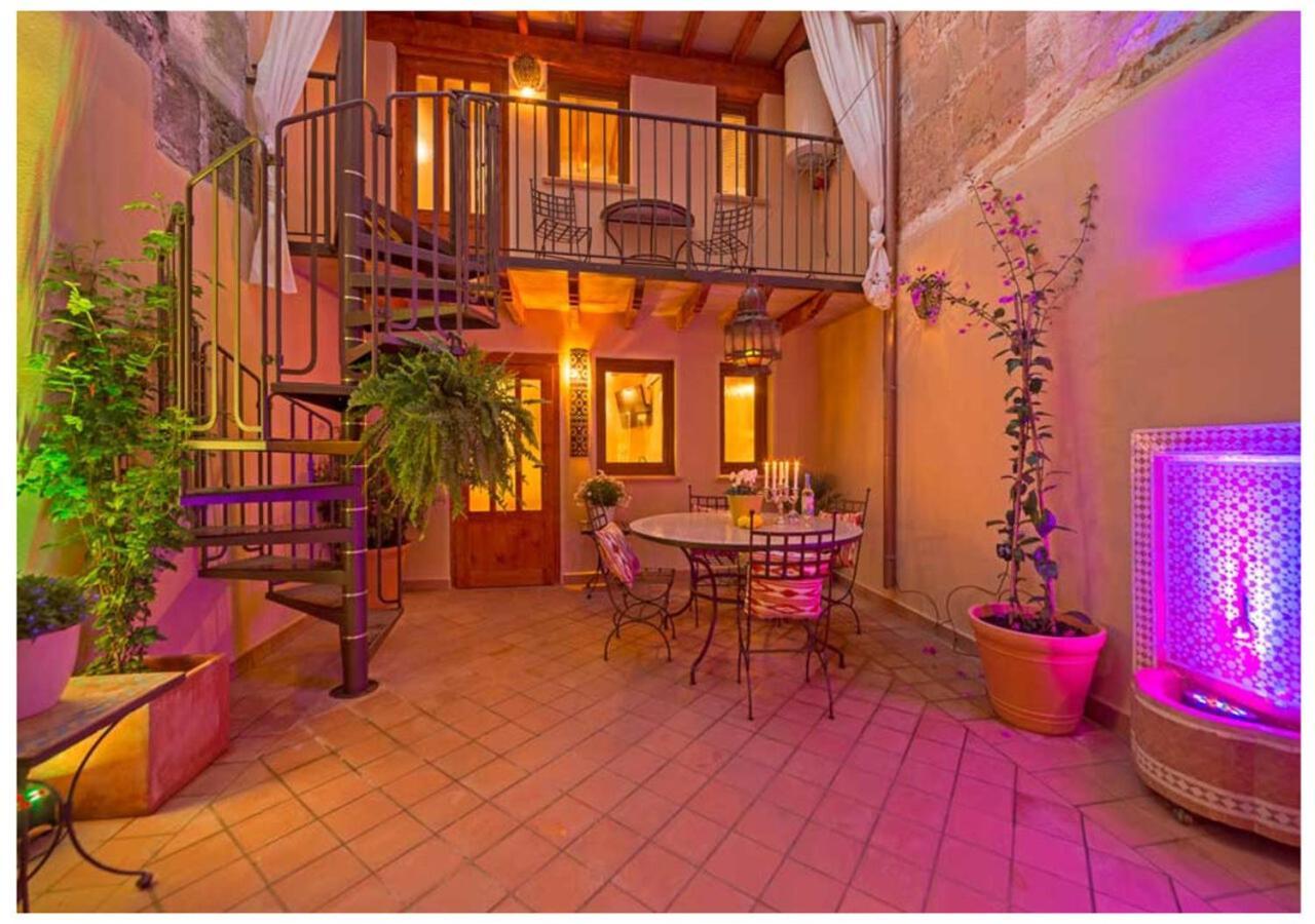 Aparthotel Boutique Hostal "Born53" Im Stadtkern Von Llucmajor, Mallorca à Llucmajor  Extérieur photo
