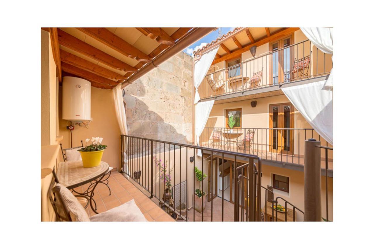 Aparthotel Boutique Hostal "Born53" Im Stadtkern Von Llucmajor, Mallorca à Llucmajor  Extérieur photo